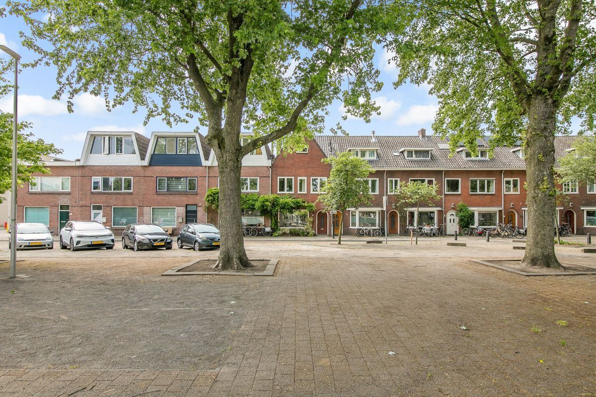 H.J. Schimmelplein 48 Photo Blur 58