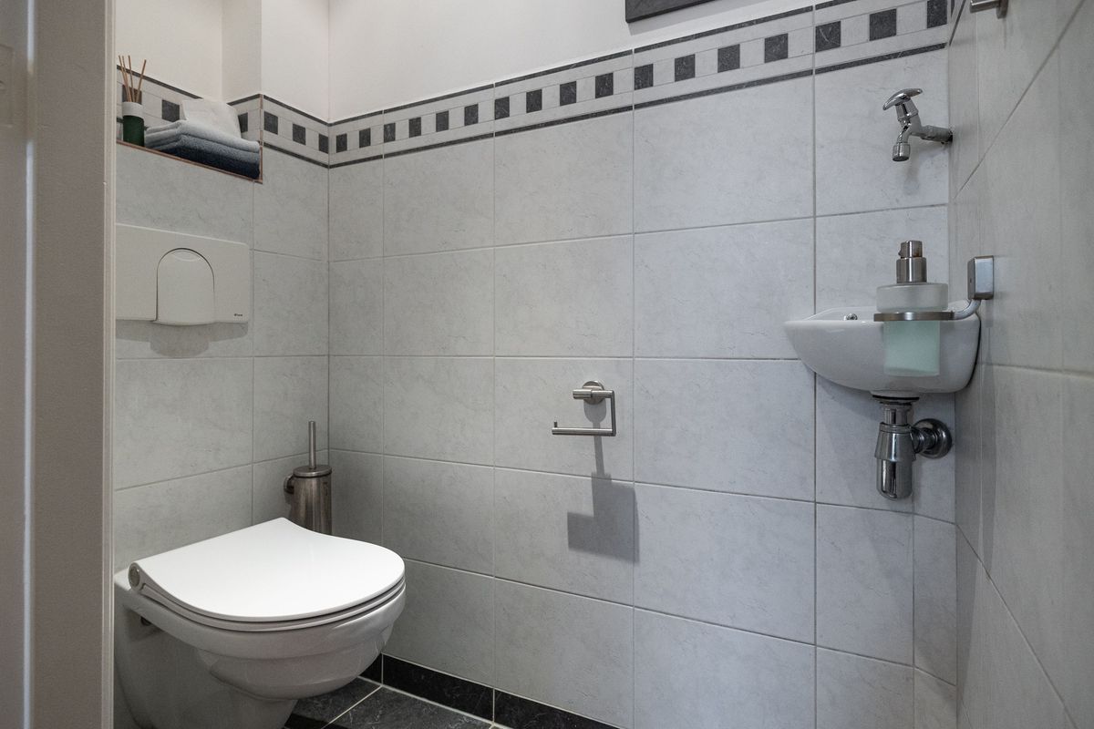 Prof. van Bemmelenlaan 48 Photo Blur 17