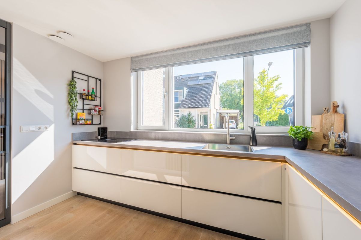 Houtwerf 10 Photo Blur 2