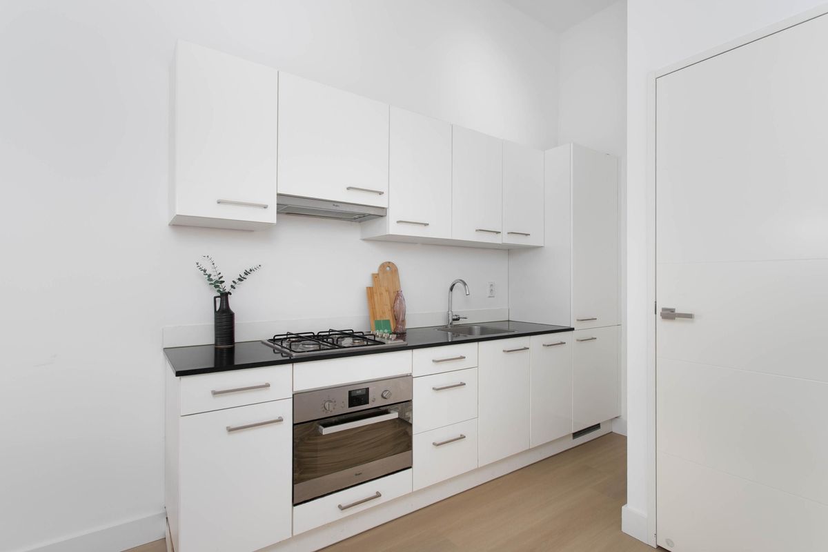 Waalstraat 121-A Photo Blur 10