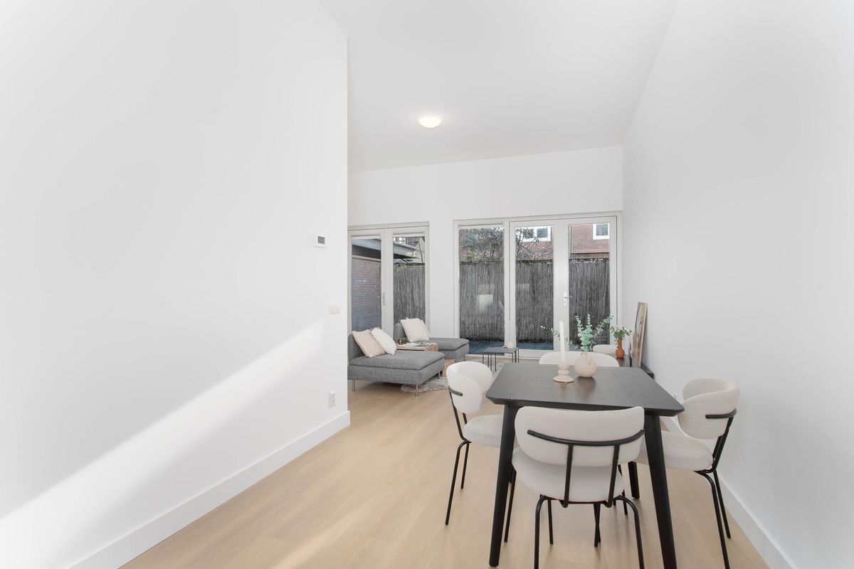 Waalstraat 121-A Photo Blur 9