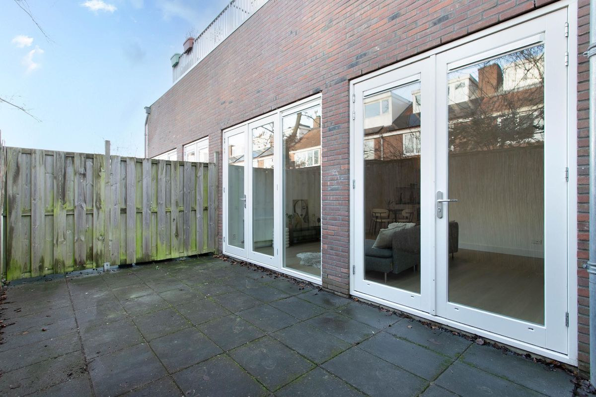 Waalstraat 121-A Photo Blur 1