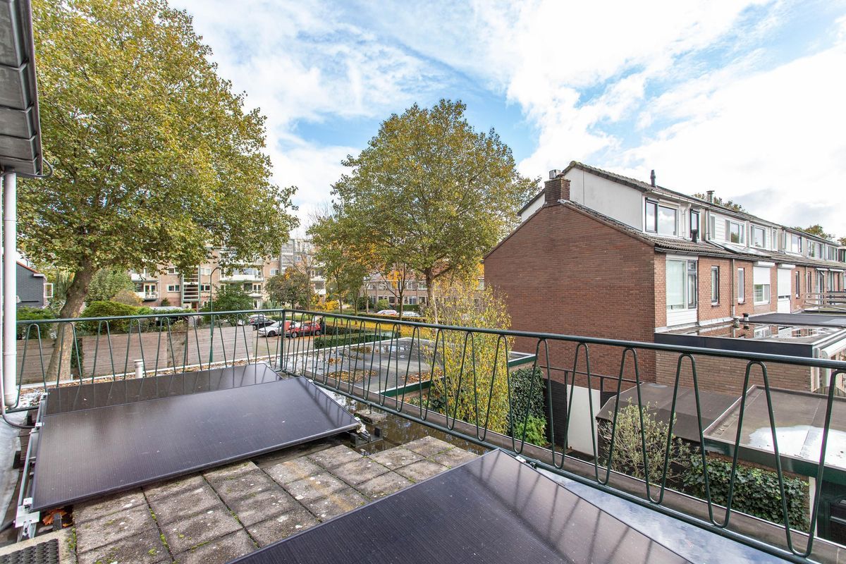 Klokjeslaan 84 Photo Blur 28