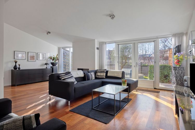 Willem van Leusdenlaan 8 Photo 1