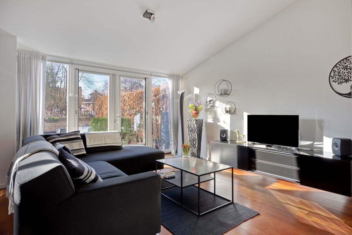 Willem van Leusdenlaan 8 Photo Blur 4