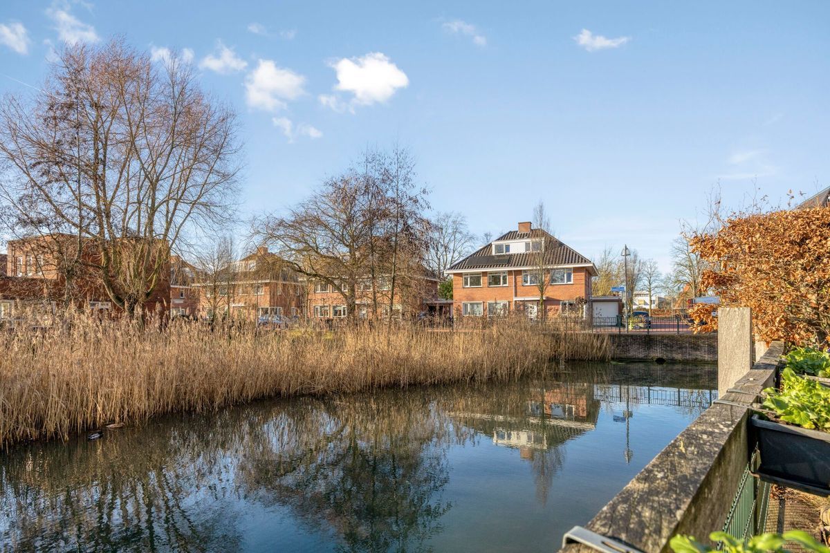 Willem van Leusdenlaan 8 Photo Blur 8