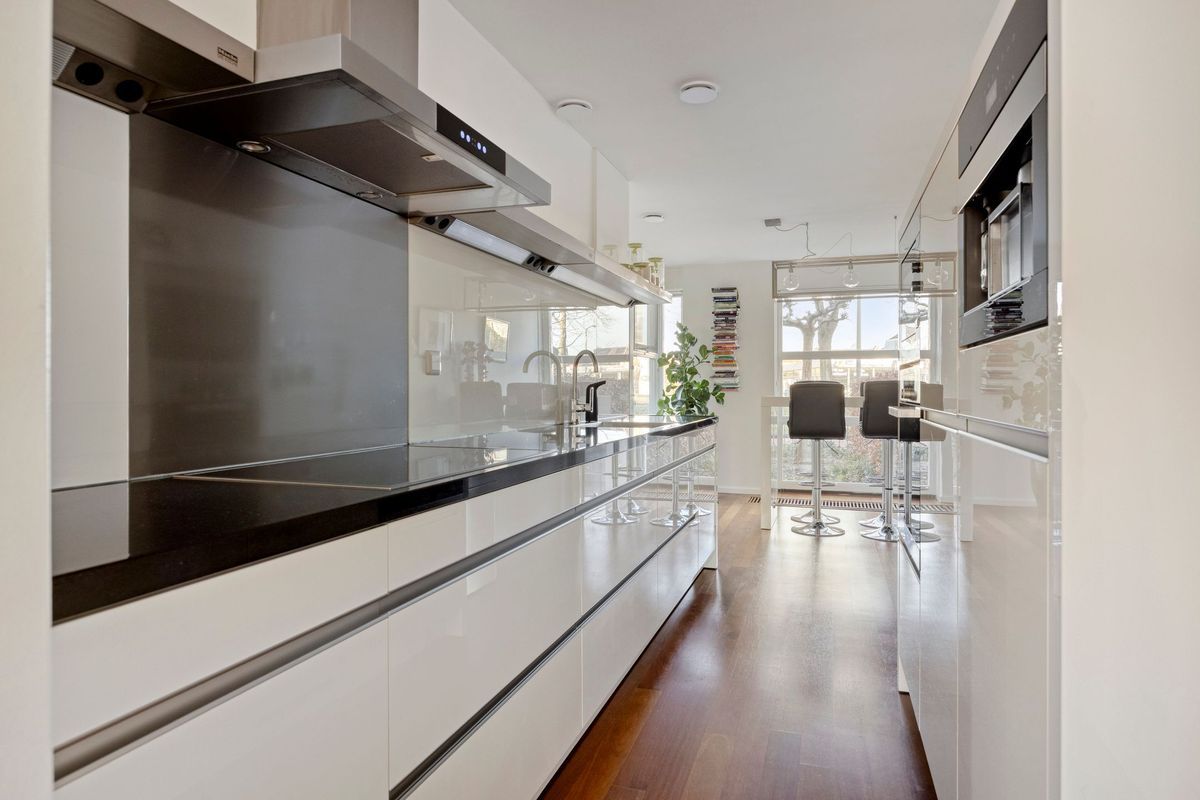 Willem van Leusdenlaan 8 Photo Blur 13