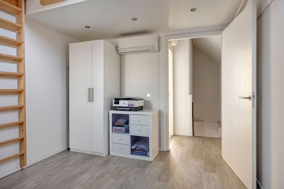 Willem van Leusdenlaan 8 Photo Blur 34