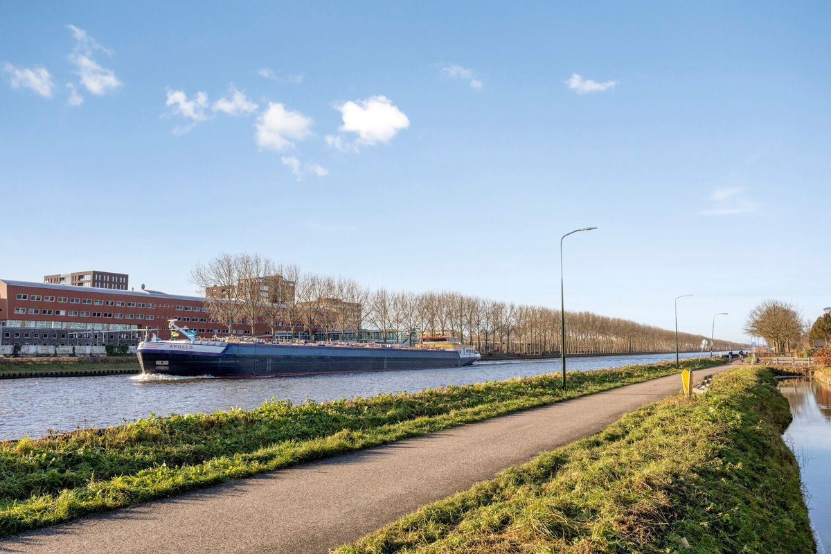 Willem van Leusdenlaan 8 Photo Blur 40