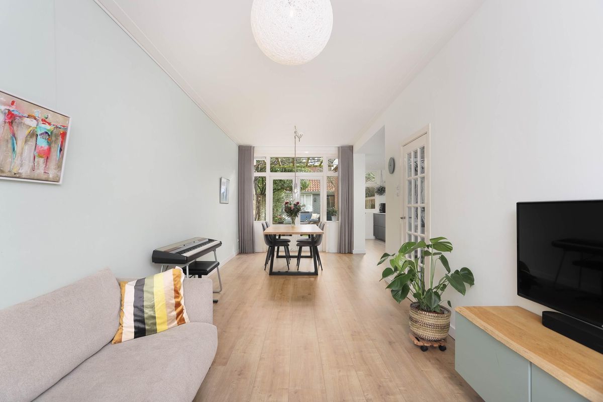 Verlengde Hoogravenseweg 112 Photo Blur 1