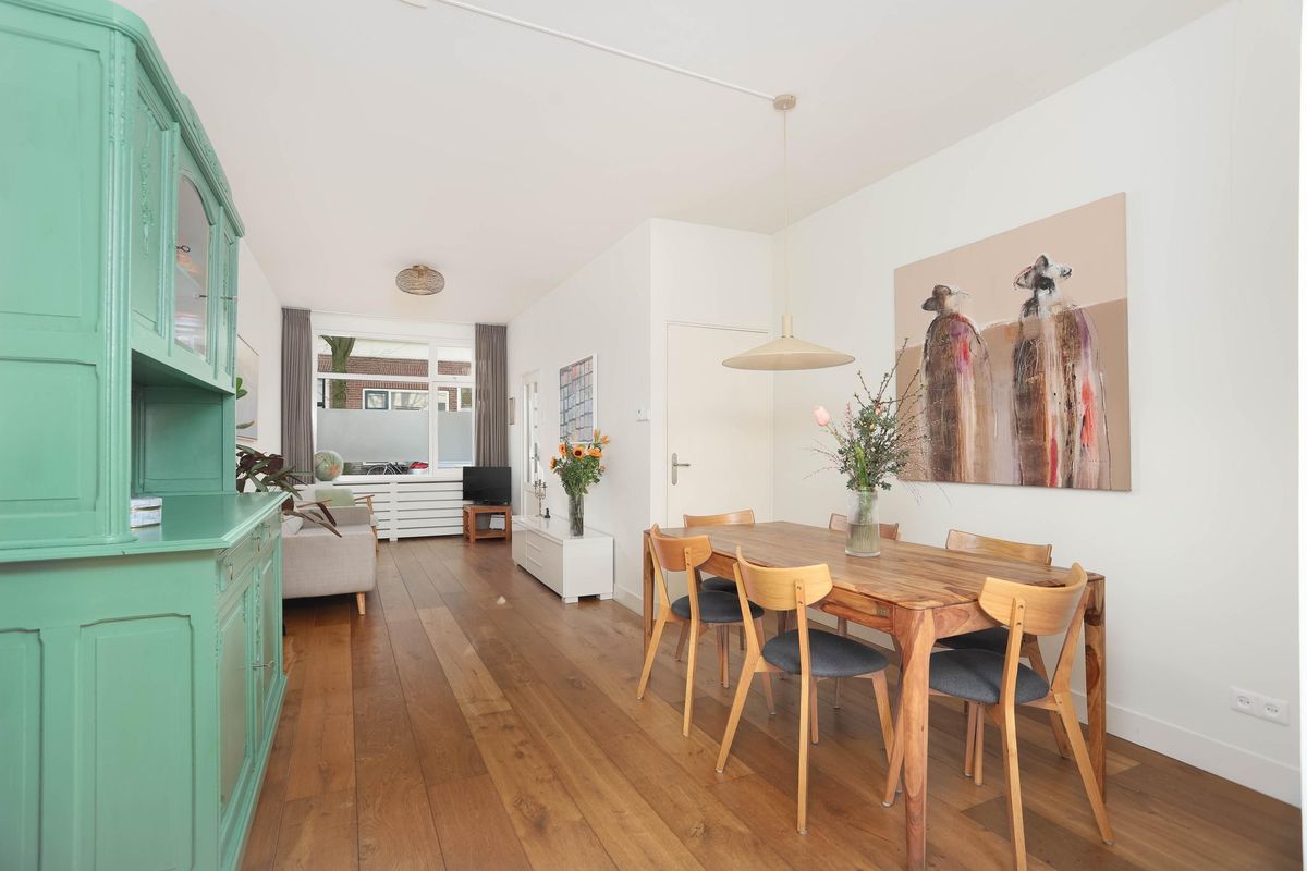 Kerkdwarsstraat 12 Photo Blur 6