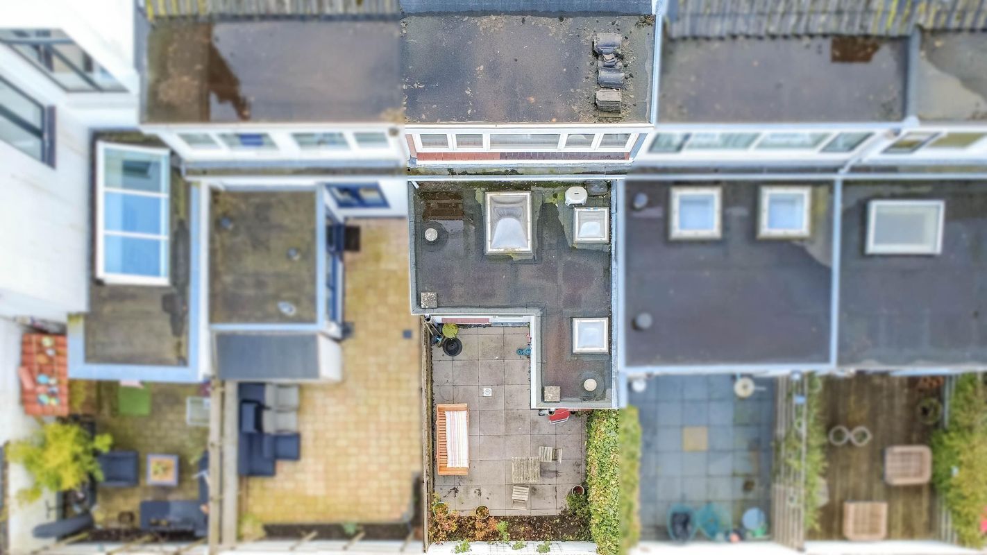 Kerkdwarsstraat 12 Photo Blur 24