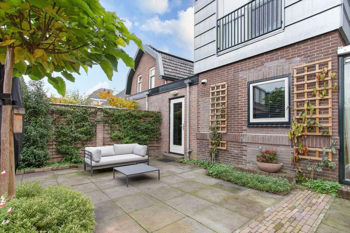 Handelskade 33 Photo Blur 34