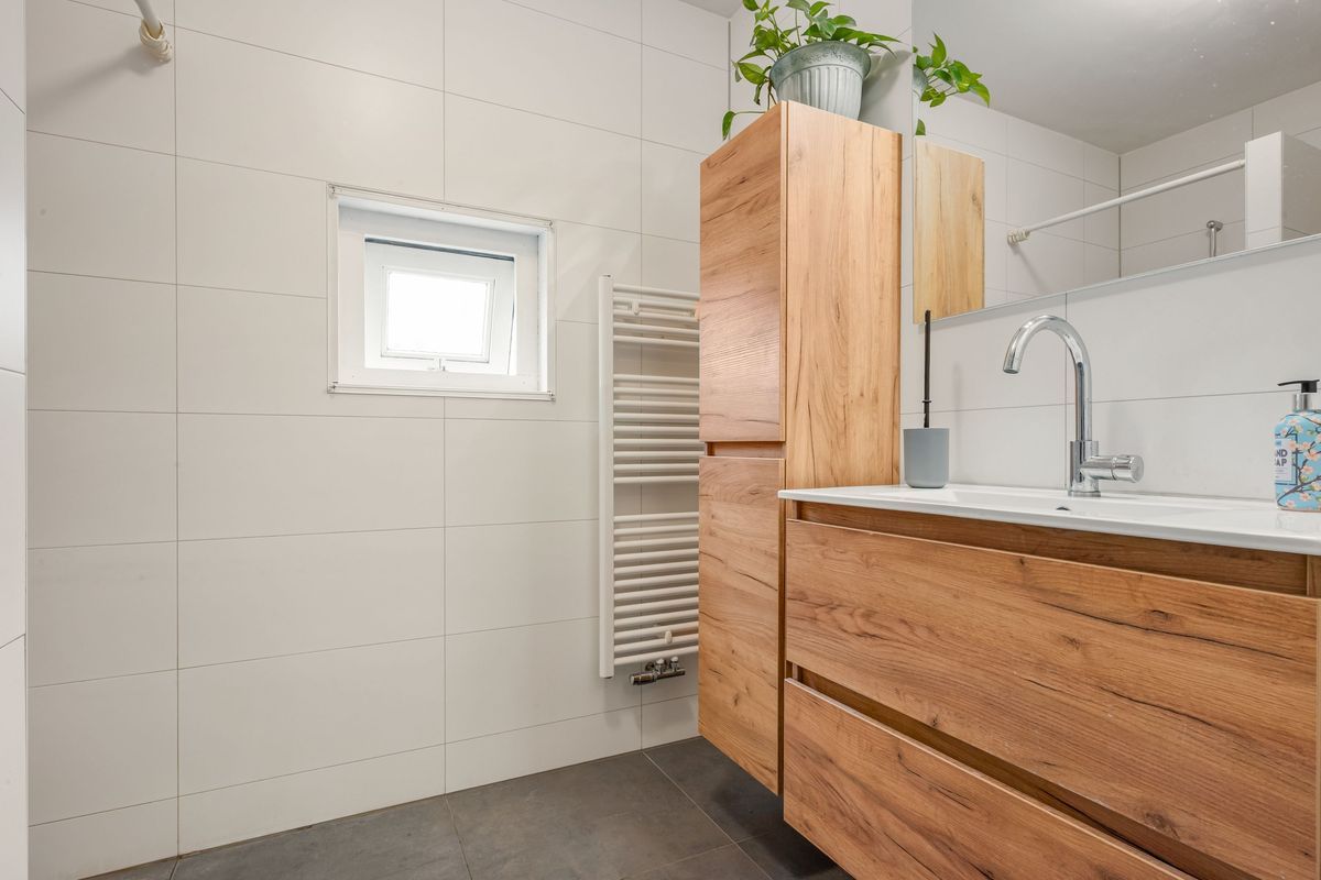 Mercuriusburg 48 Photo Blur 3