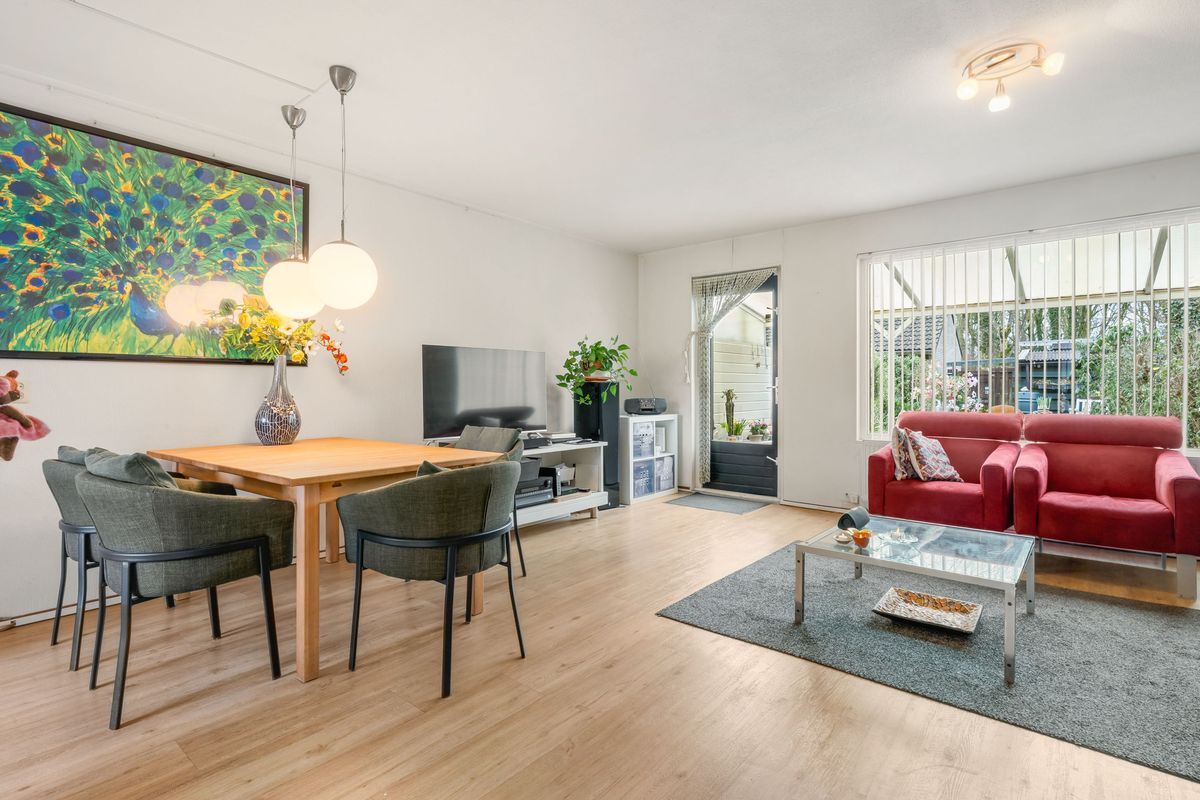 Mercuriusburg 48 Photo Blur 1