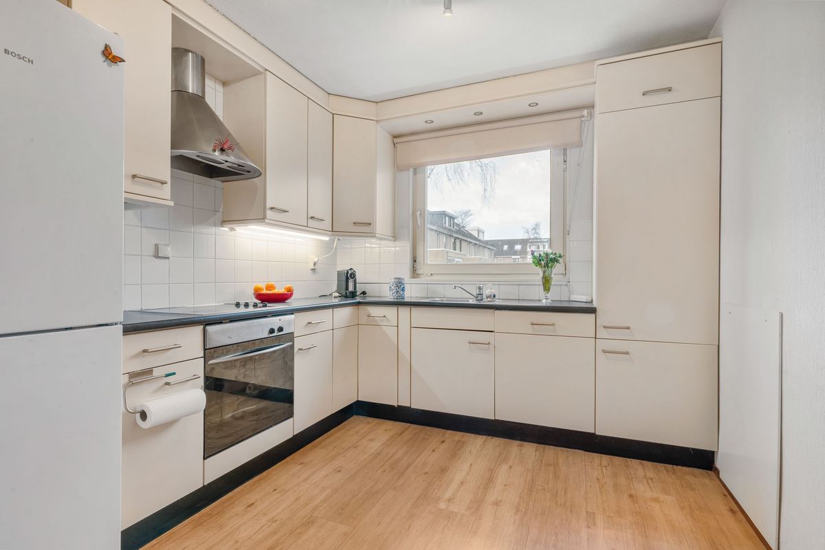 Mercuriusburg 48 Photo Blur 2