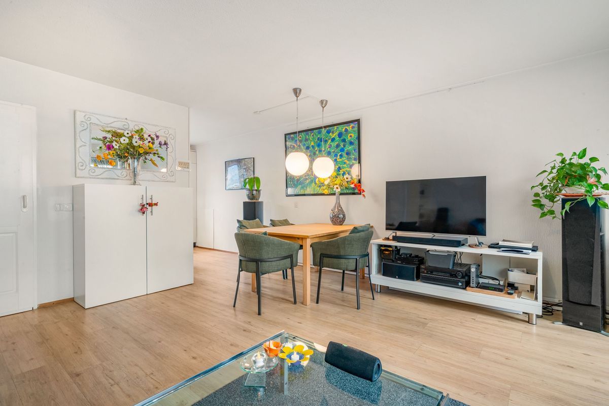 Mercuriusburg 48 Photo Blur 11