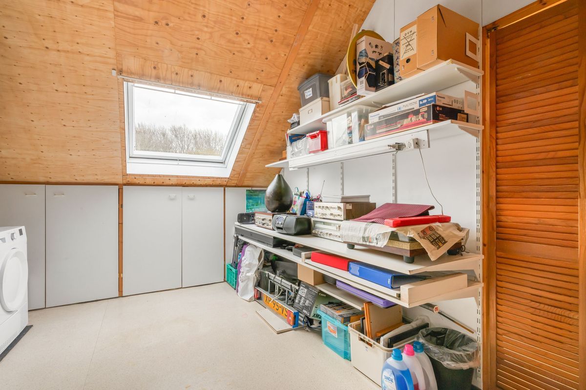 Mercuriusburg 48 Photo Blur 19