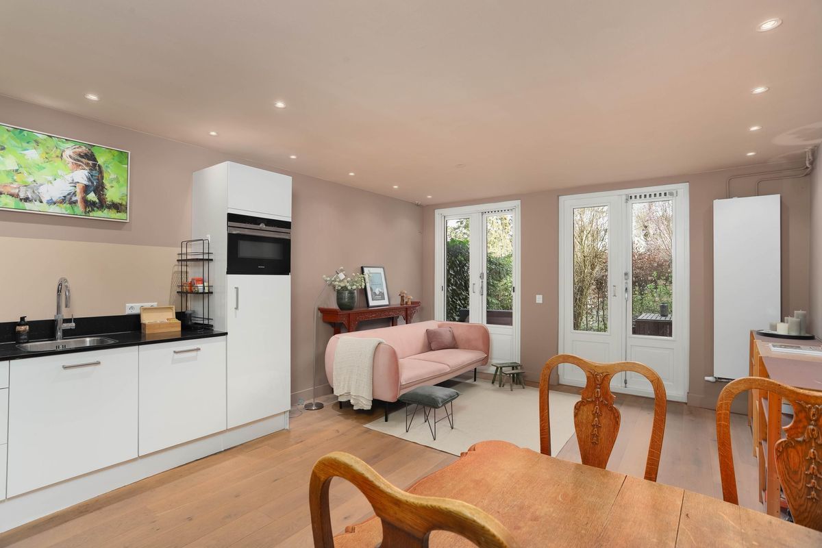 Wittevrouwensingel 26-A Photo Blur 3