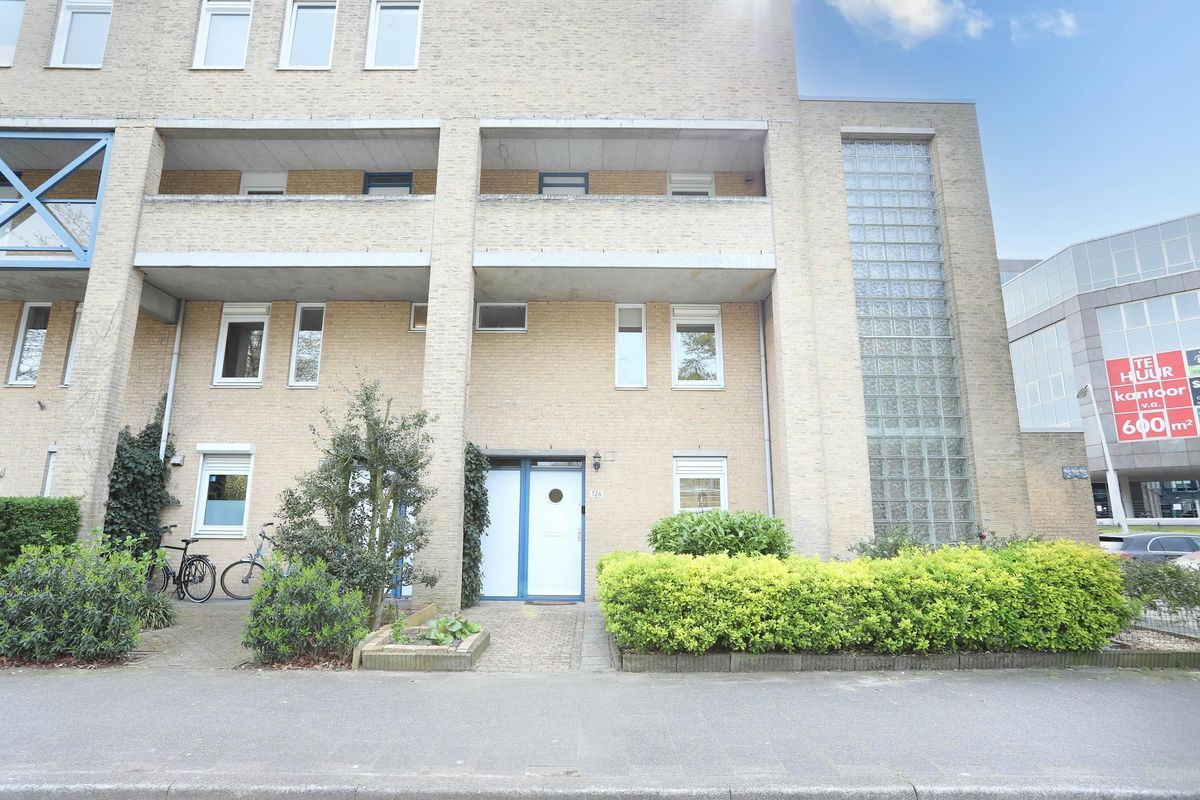 Olof Palmelaan 126 Photo Blur 0