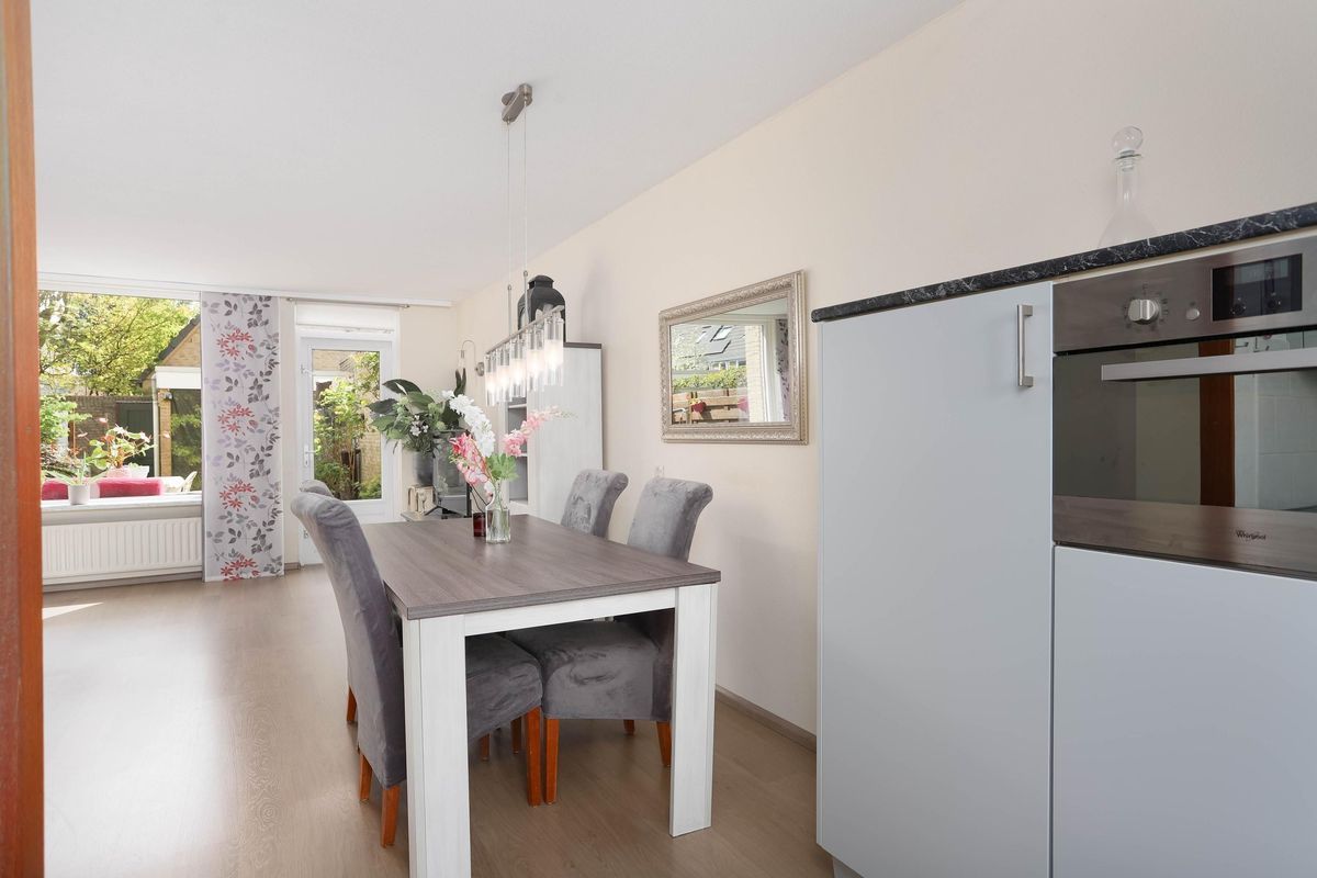 Olof Palmelaan 126 Photo Blur 9