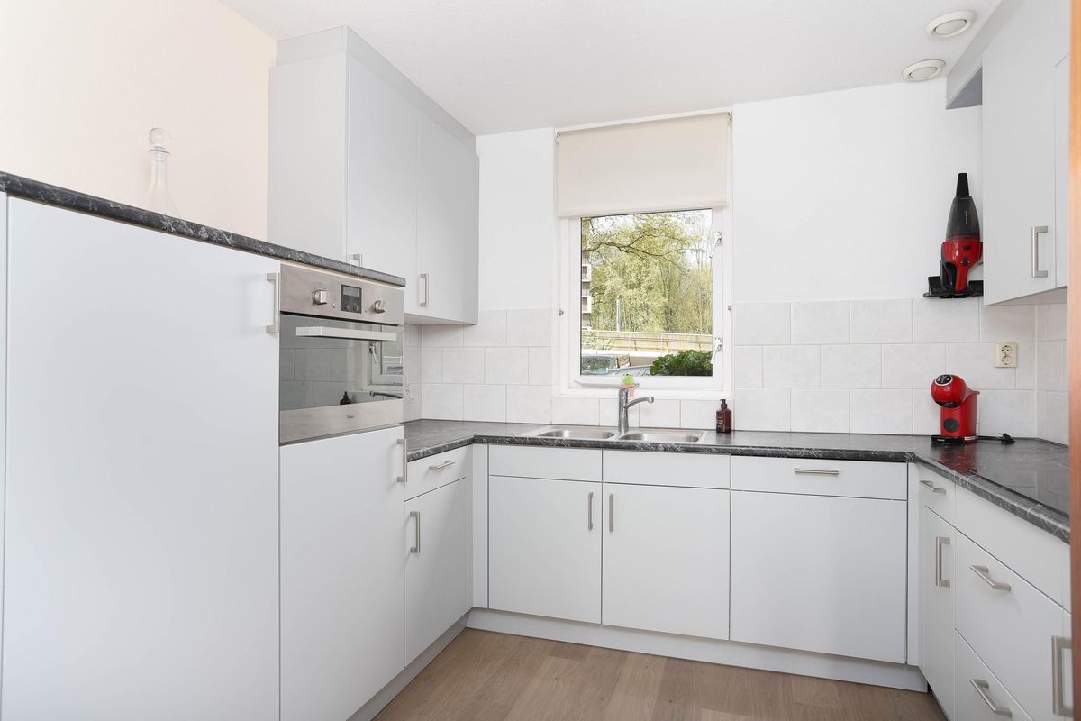 Olof Palmelaan 126 Photo Blur 10