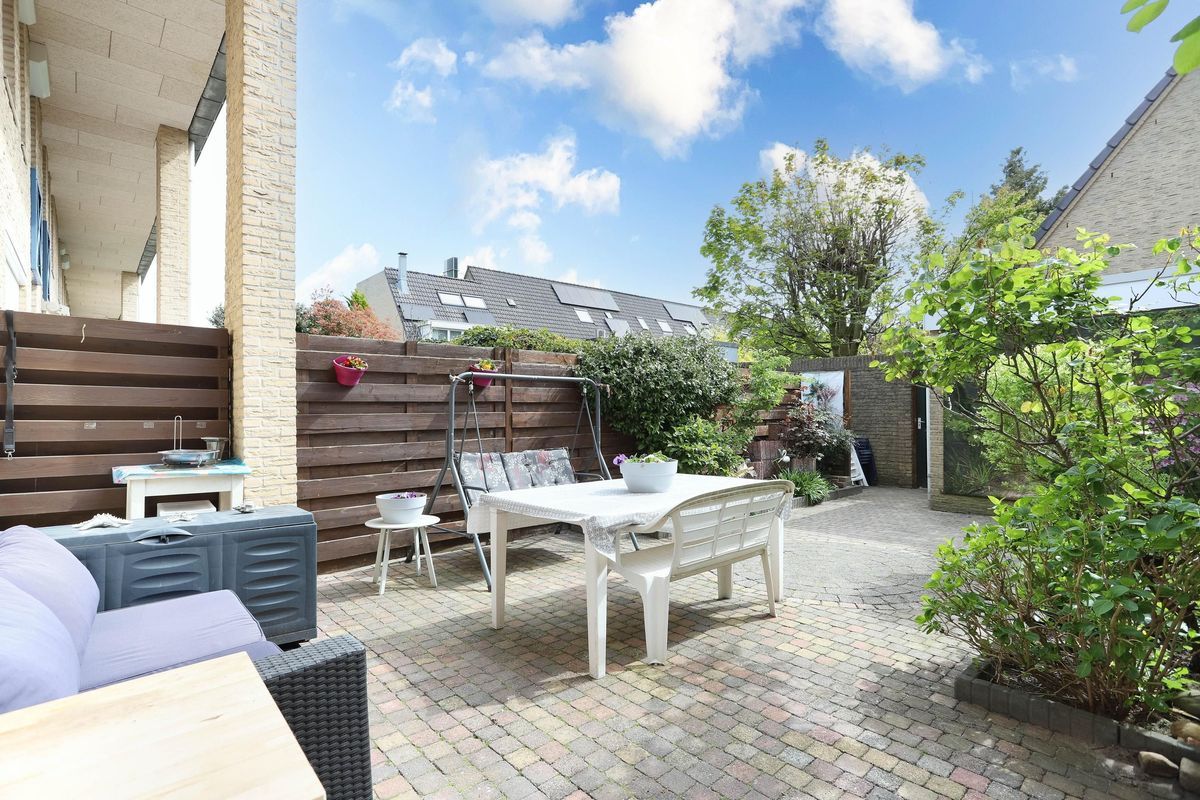 Olof Palmelaan 126 Photo Blur 13