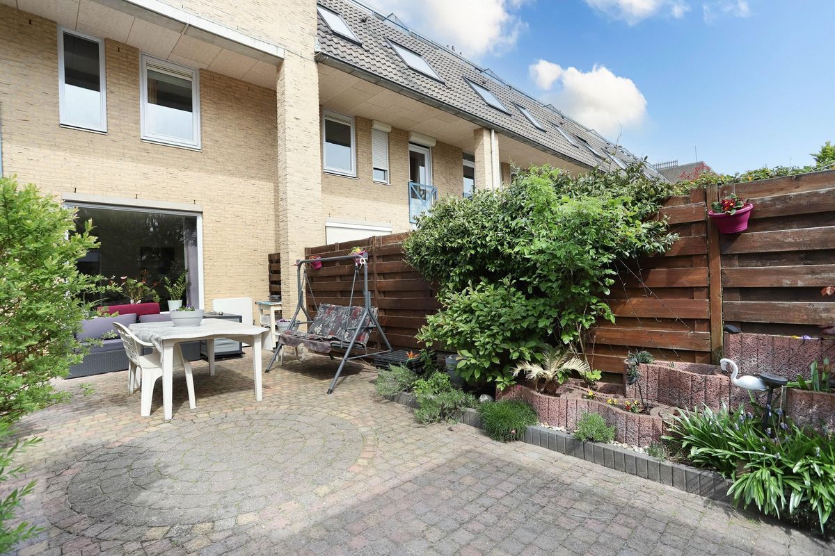 Olof Palmelaan 126 Photo Blur 17