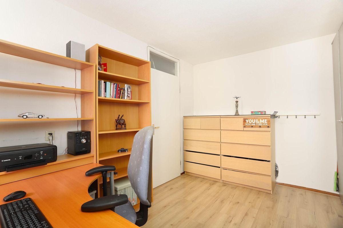 Olof Palmelaan 126 Photo Blur 24