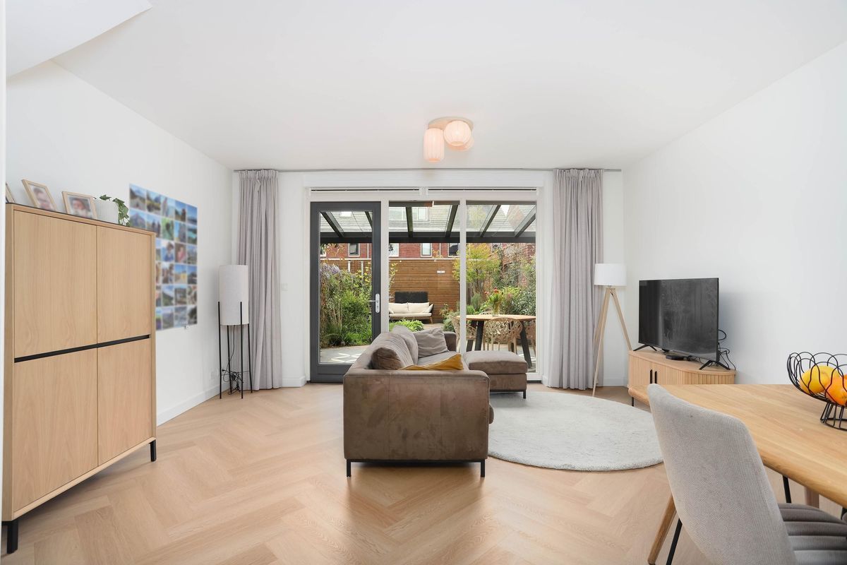 Stuivingastraat 33 Photo Blur 2