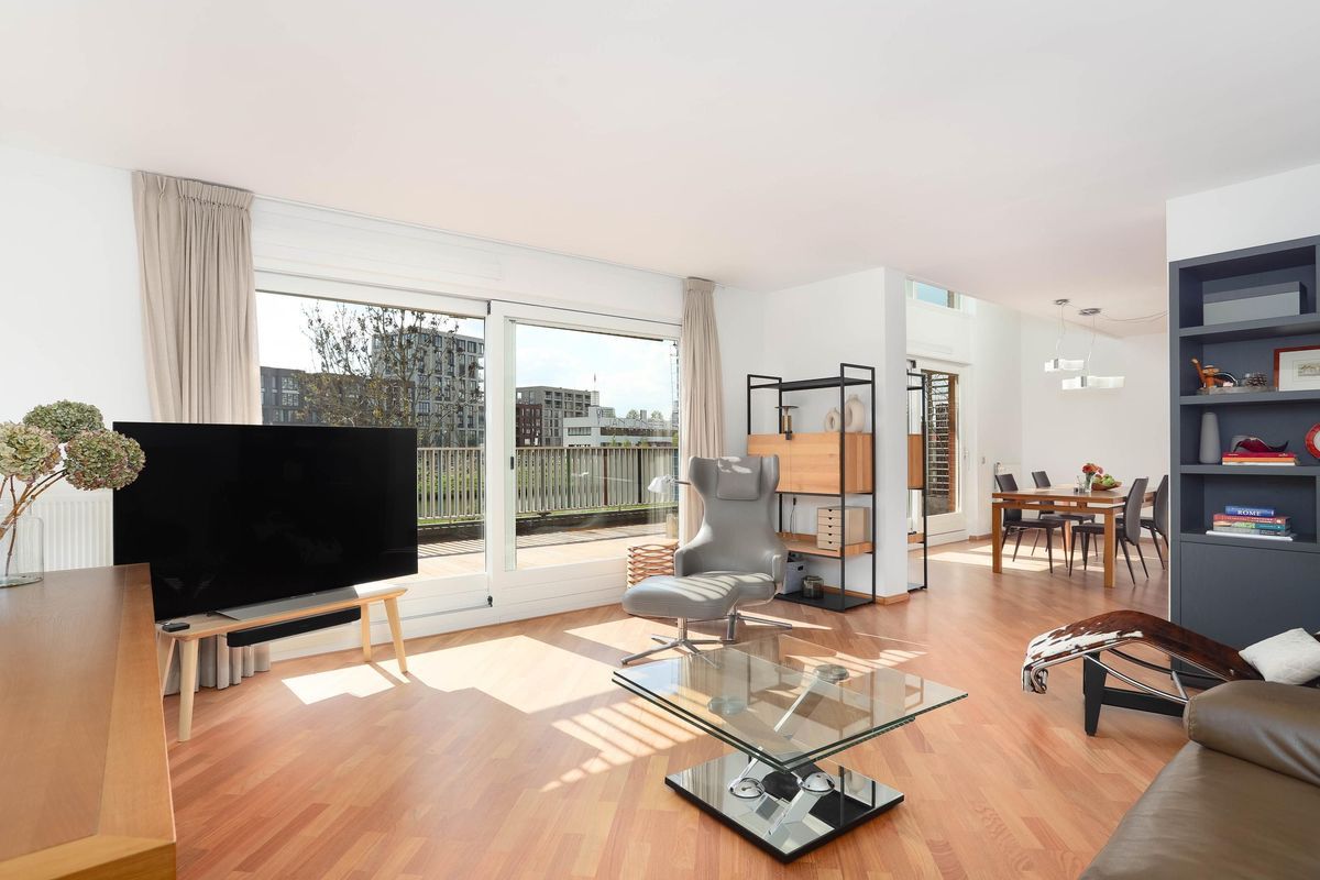 Rolderdiephof 136 Photo Blur 3