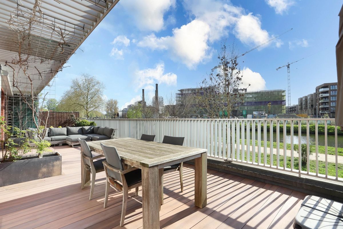 Rolderdiephof 136 Photo Blur 1