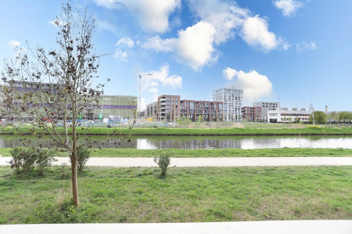 Rolderdiephof 136 Photo Blur 50