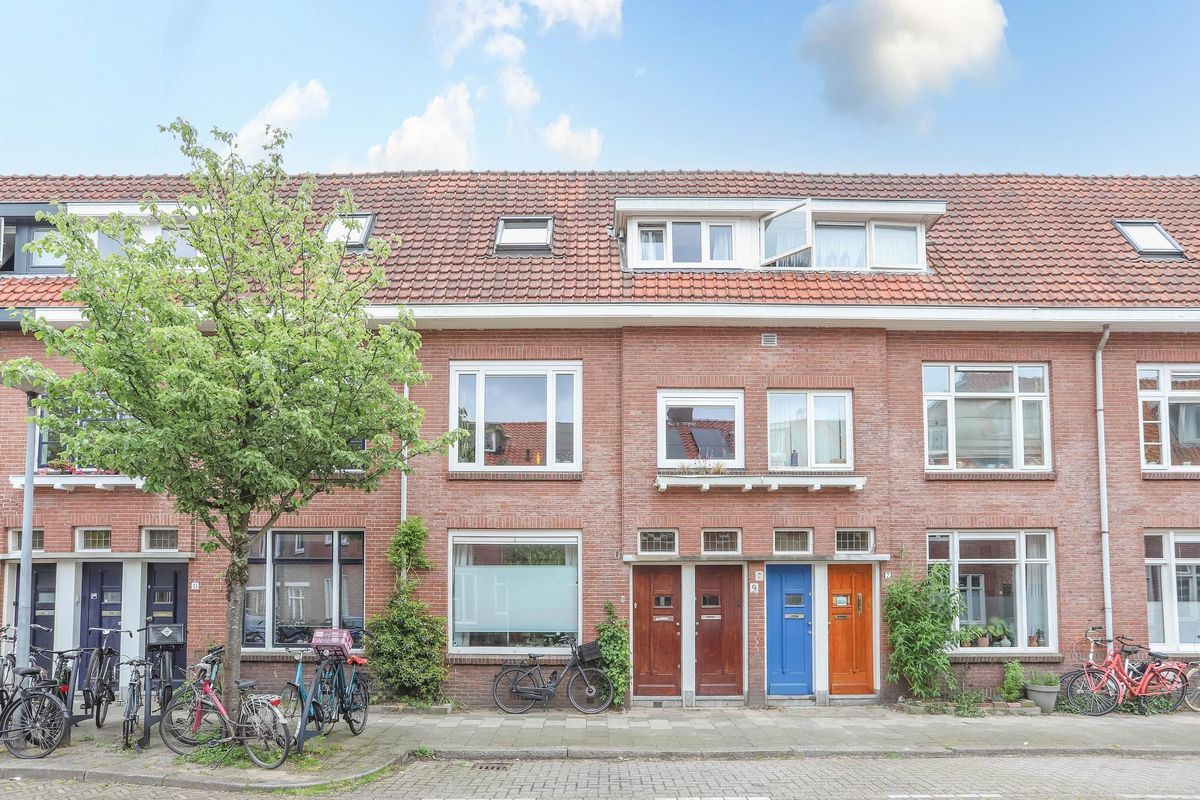 P.C. Borstraat 9-BS Photo Blur 3