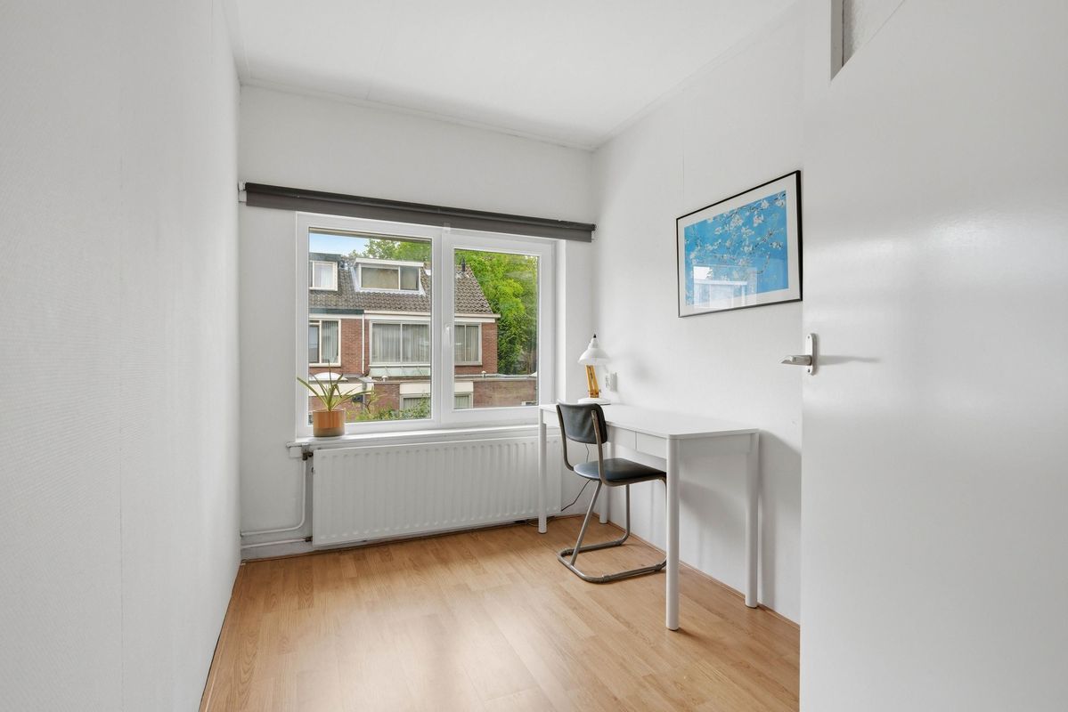 Michiel Adriaanszoon de Ruyterstraat 40 Photo Blur 29