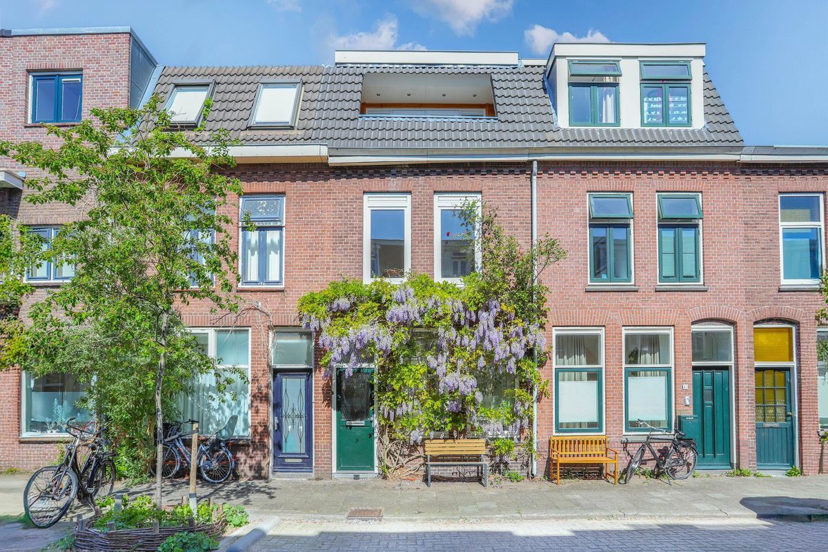 Spieghelstraat 45 Photo Blur 0