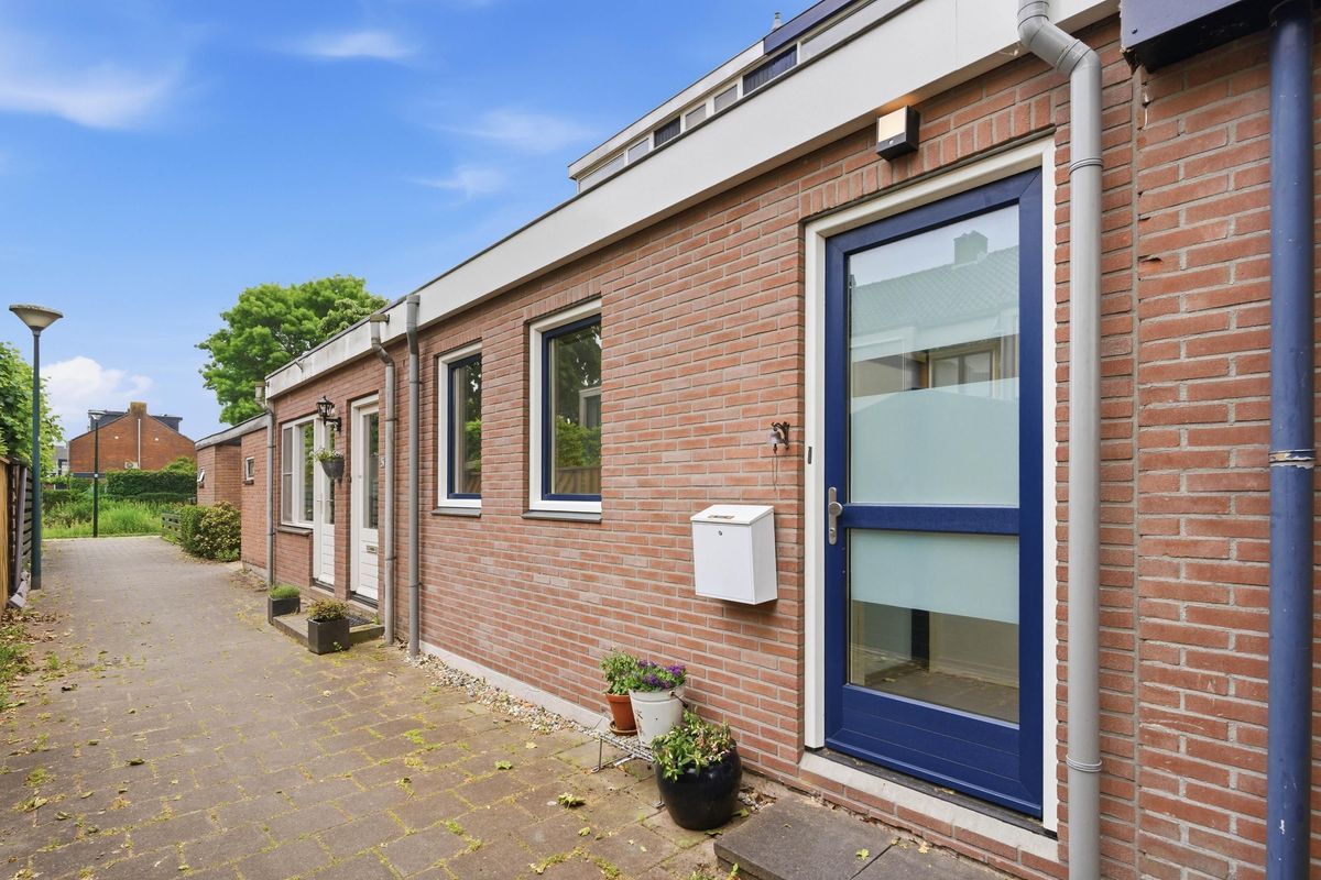 Michiel Adriaanszoon de Ruyterstraat 40 Photo Blur 37