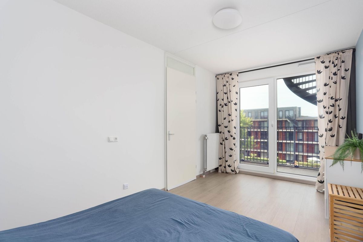 Miles Davisstraat 247 Photo Blur 12