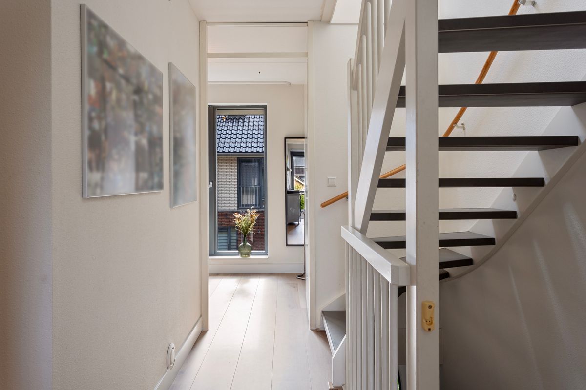 Emile Hullebroeckstraat 17-c Photo Blur 13