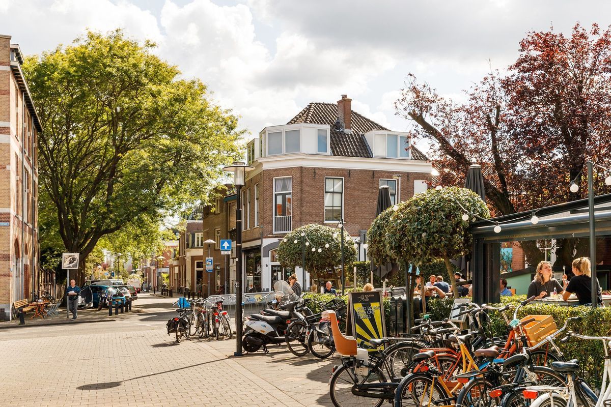 Oudwijkerveldstraat 51 Photo Blur 27