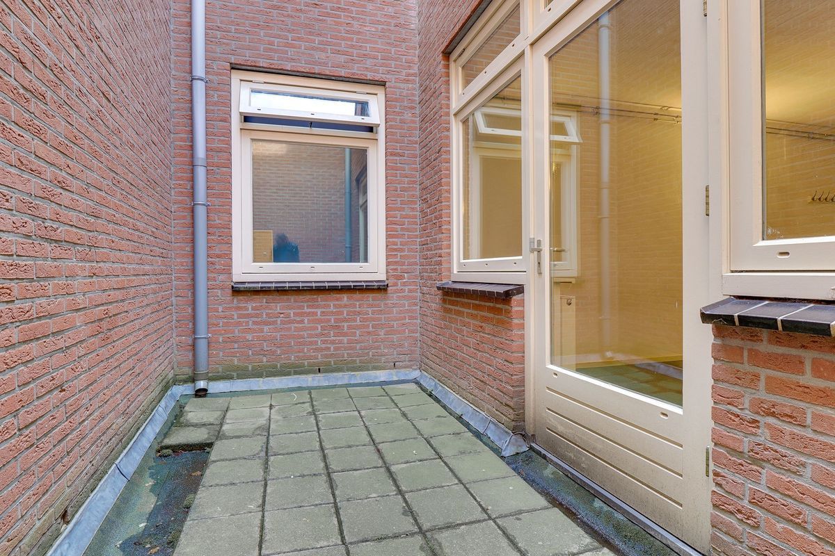 Wittevrouwenstraat 8-B Photo Blur 14