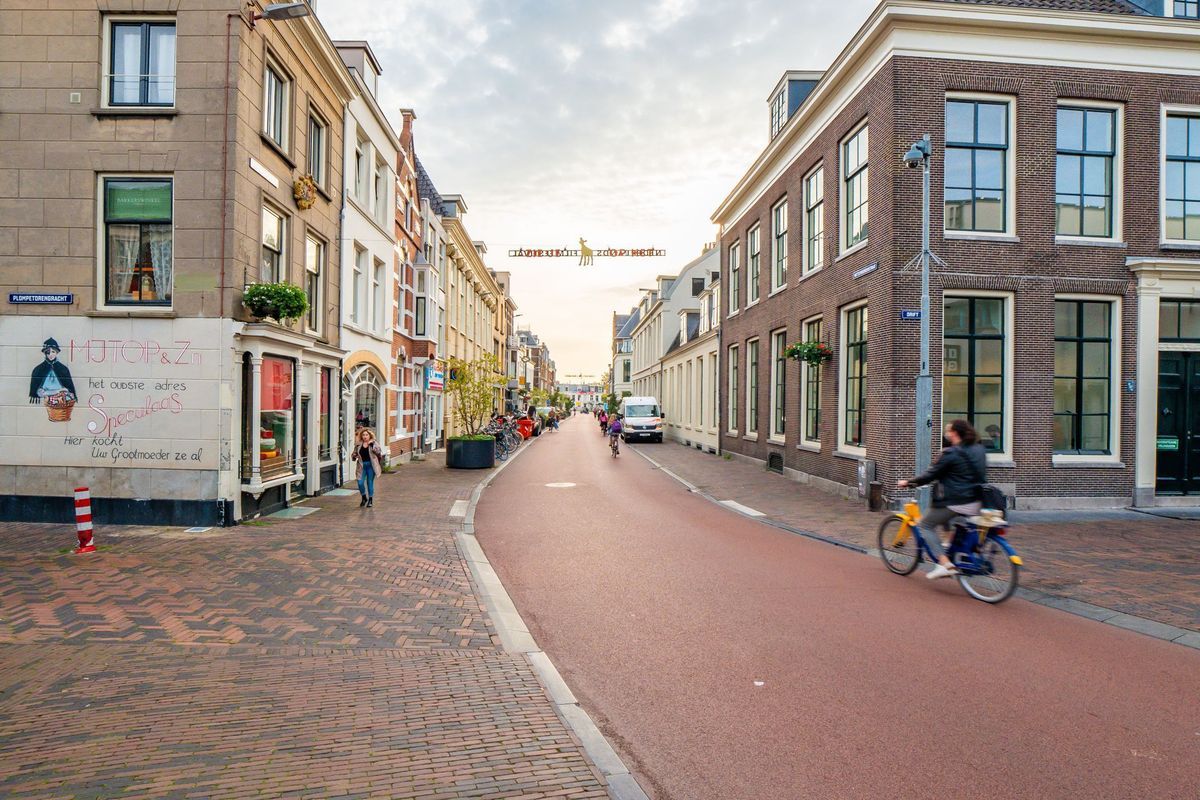 Wittevrouwenstraat 8-B Photo Blur 19
