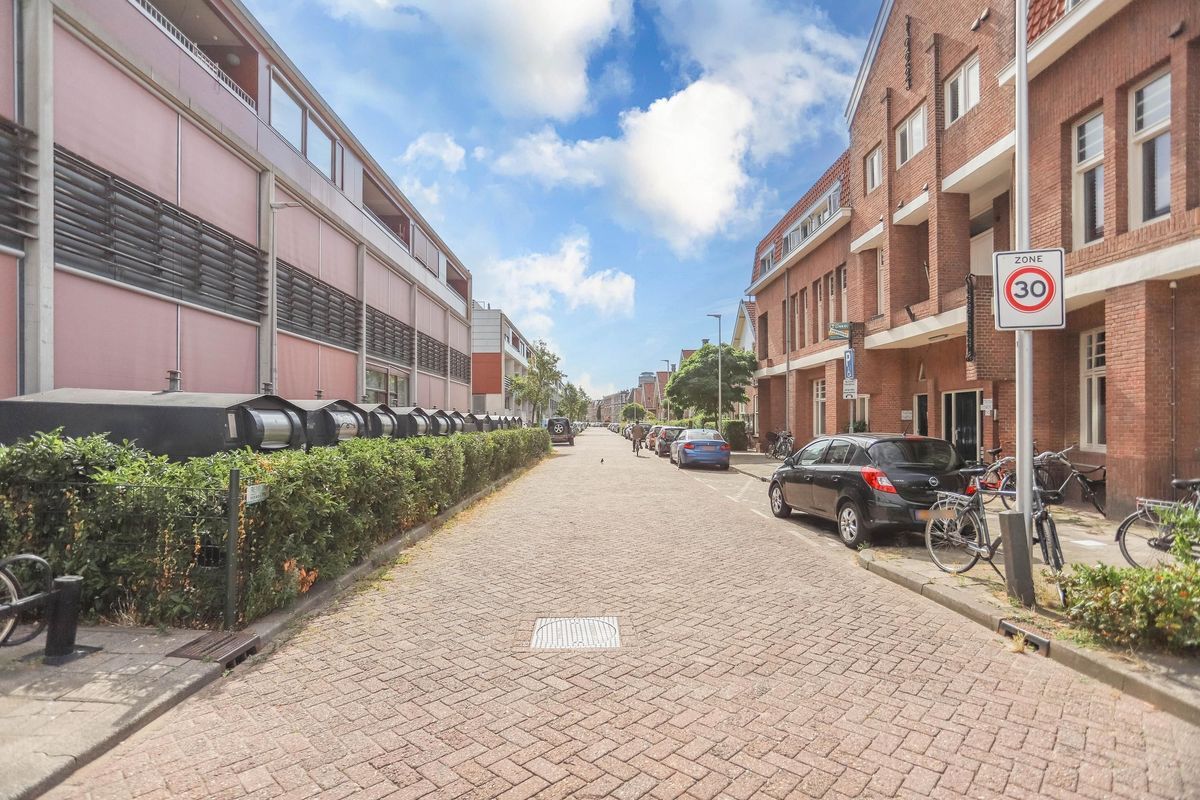 Croesestraat 136-B Photo Blur 17