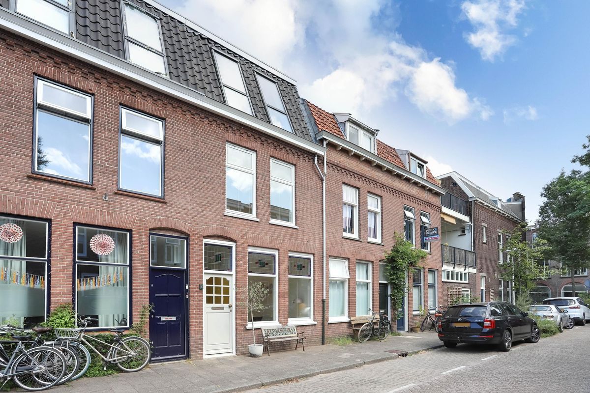 Spieghelstraat 5 Photo Blur 25