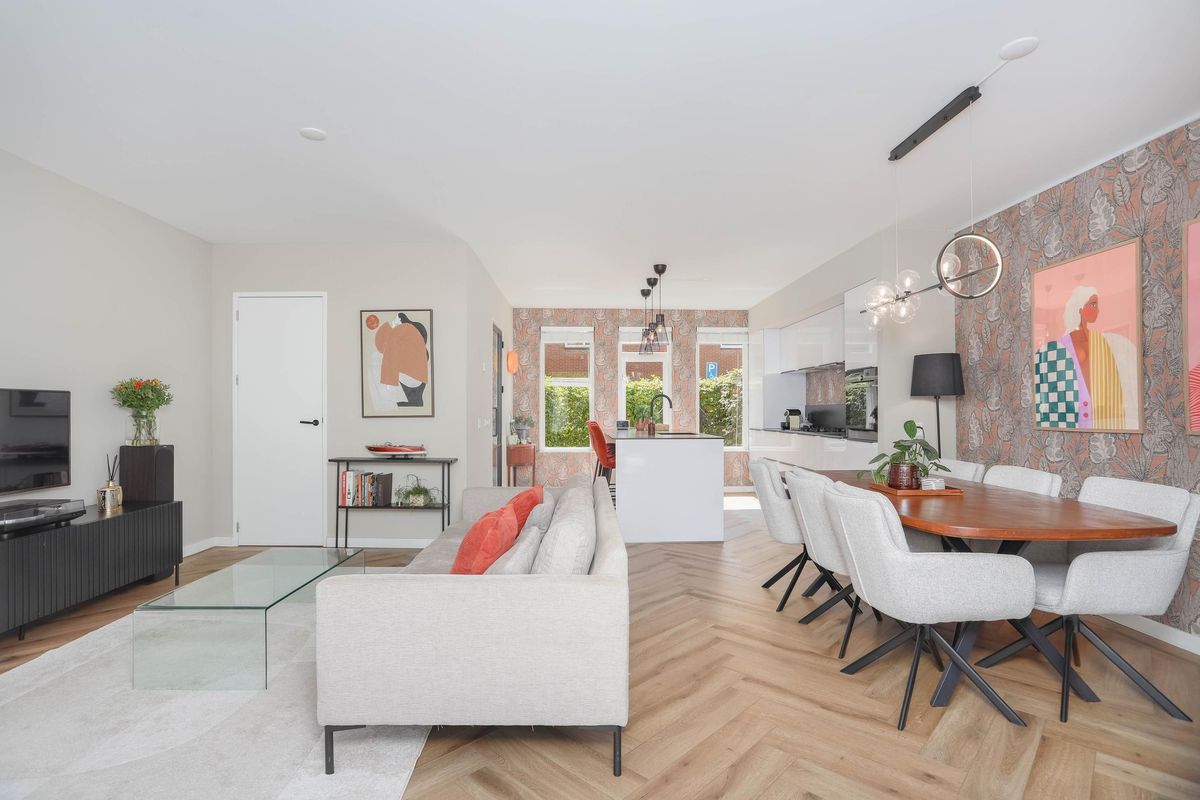 Etna 36 Photo Blur 3