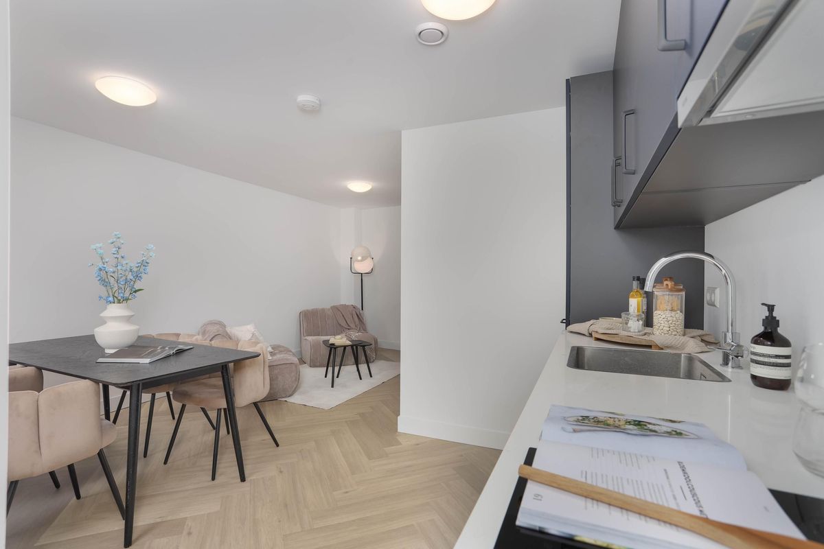 Wittevrouwenstraat 40-A Photo Blur 9
