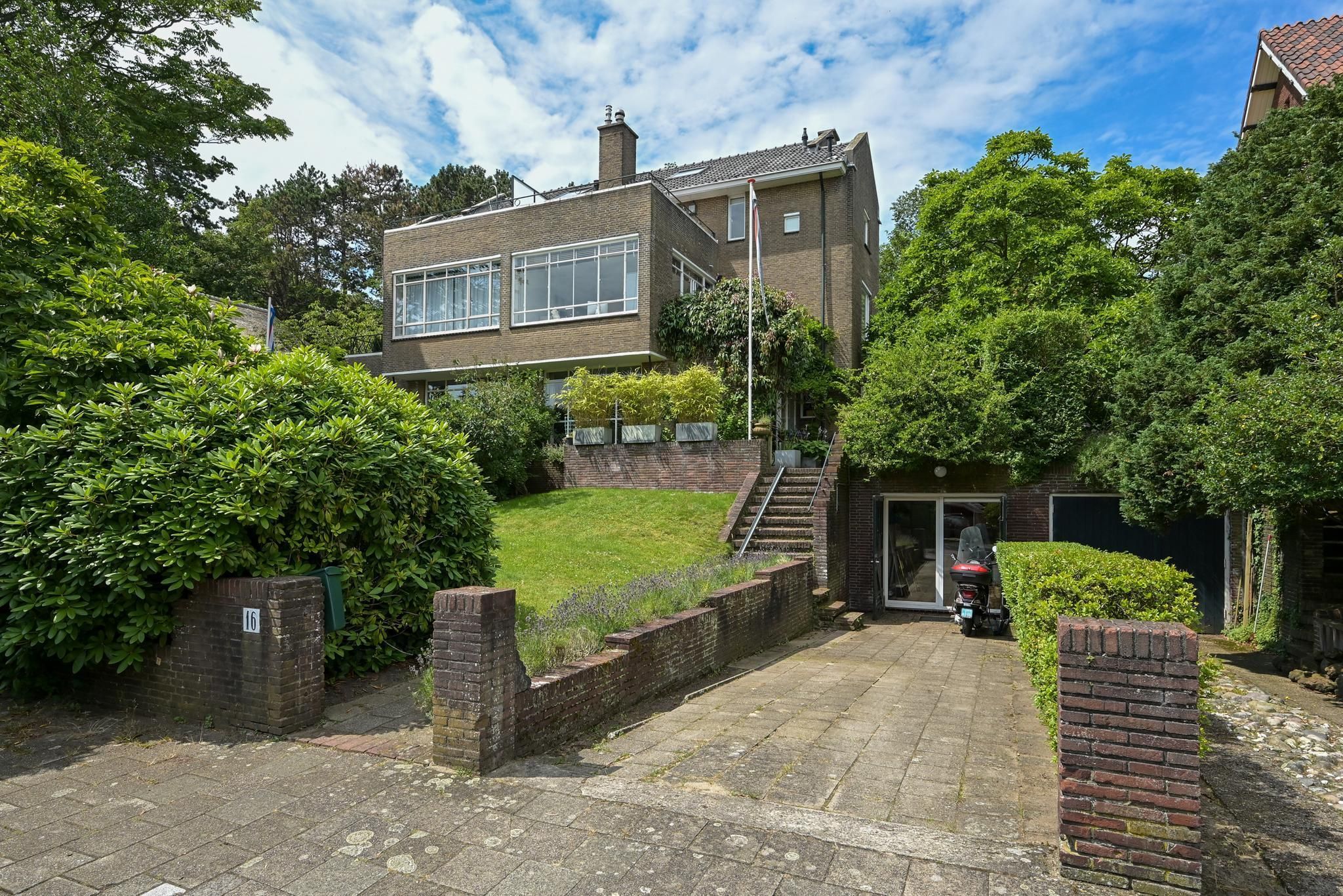 Van Voorschotenlaan 16 Photo Blur 3