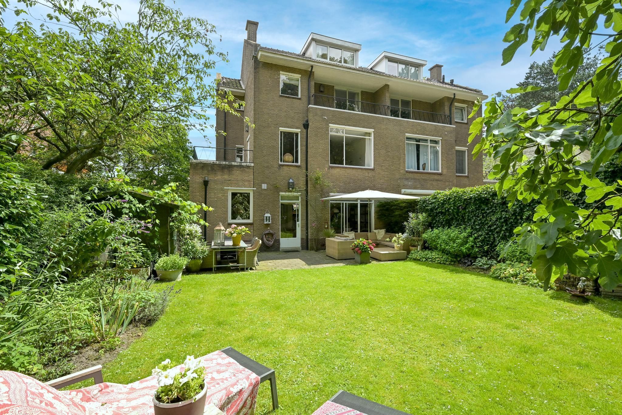 Van Voorschotenlaan 16 Photo Blur 0