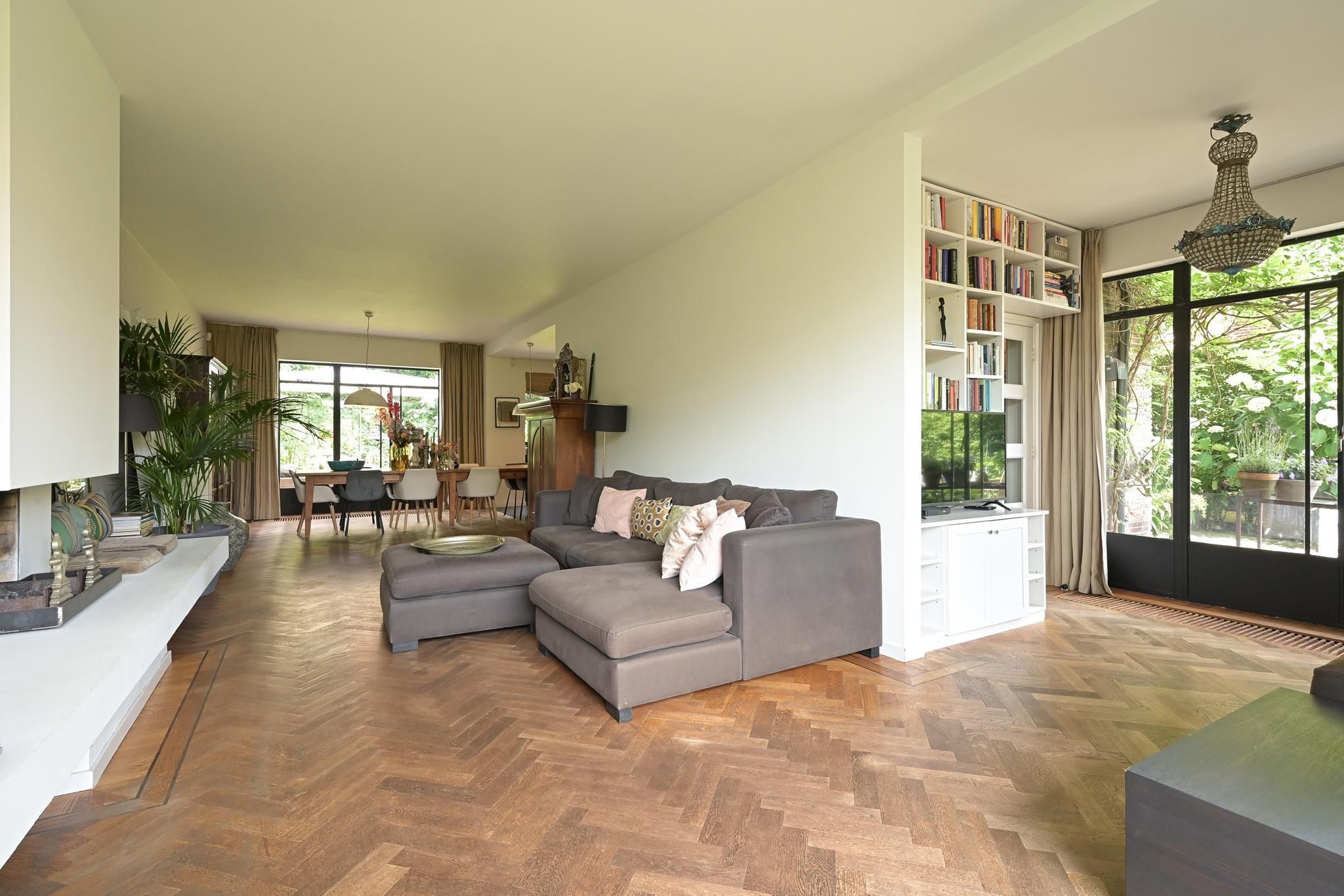 Van Voorschotenlaan 16 Photo Blur 11