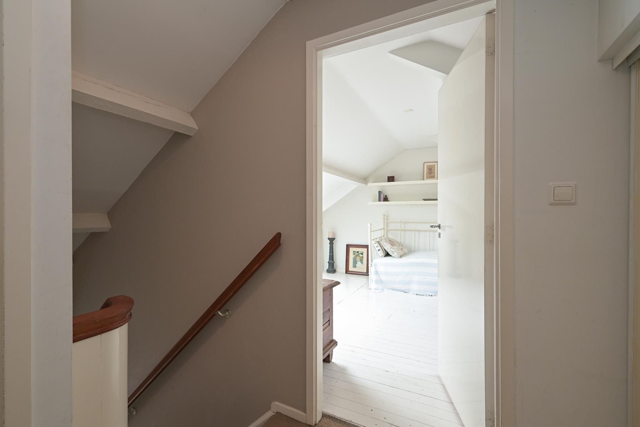 Van Voorschotenlaan 16 Photo Blur 50